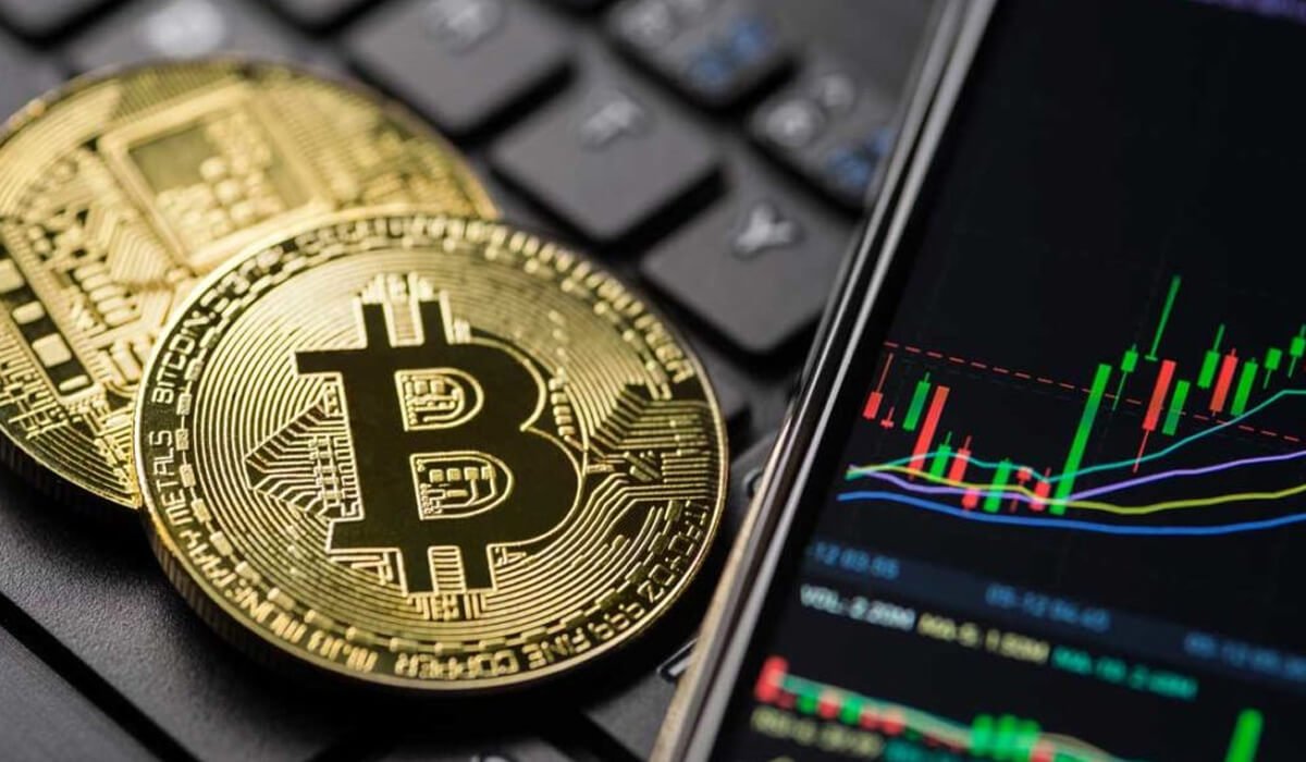 How Cryptocurrencies Are Becoming The Favorite For Investors