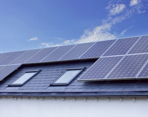 How to Hire Solar Service Providers