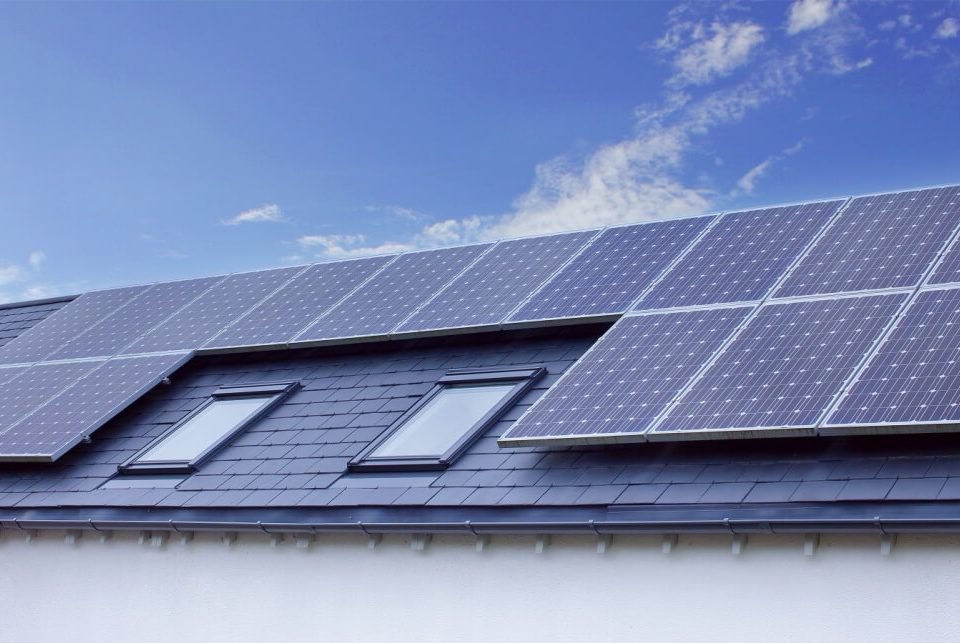 How to Hire Solar Service Providers