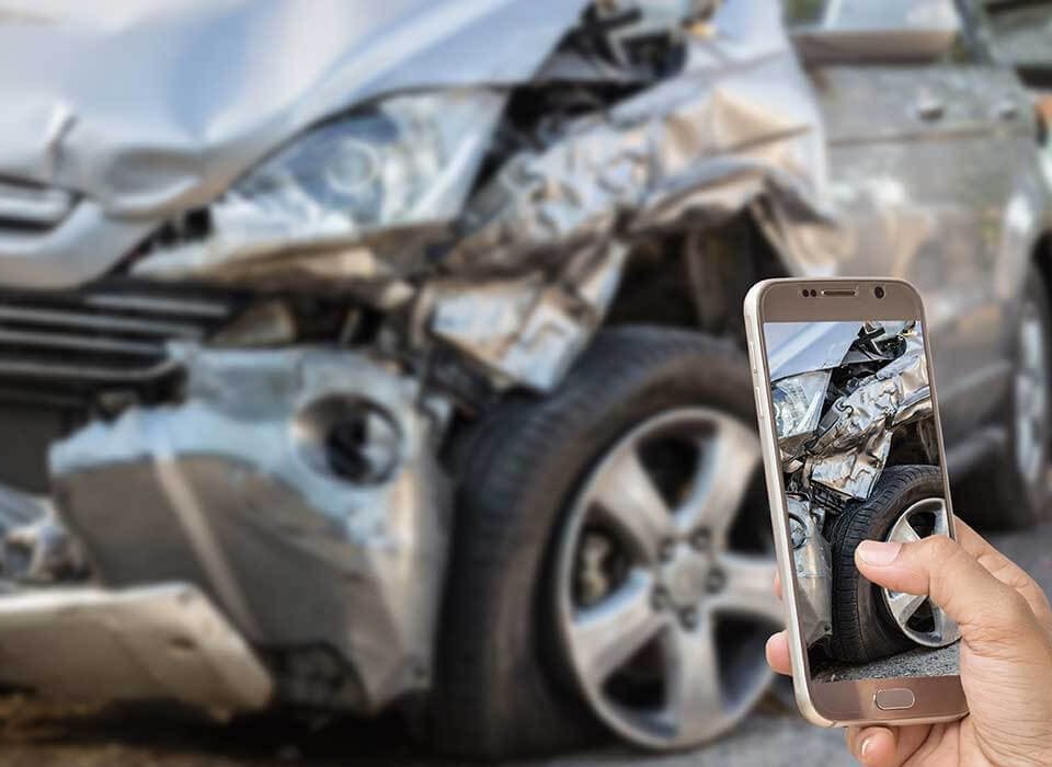 Some Tips On How To Deal With Car Accidents