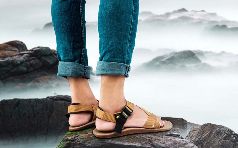 Easy tips for buying the perfect sandals for men