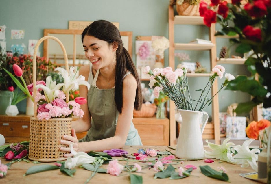 Factors To Consider Choosing the Right Free Flower Delivery Service in Singapore