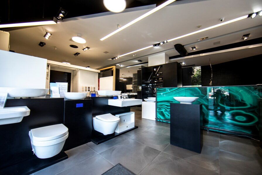 How to Choose the Best Commercial Toilets for Businesses-1