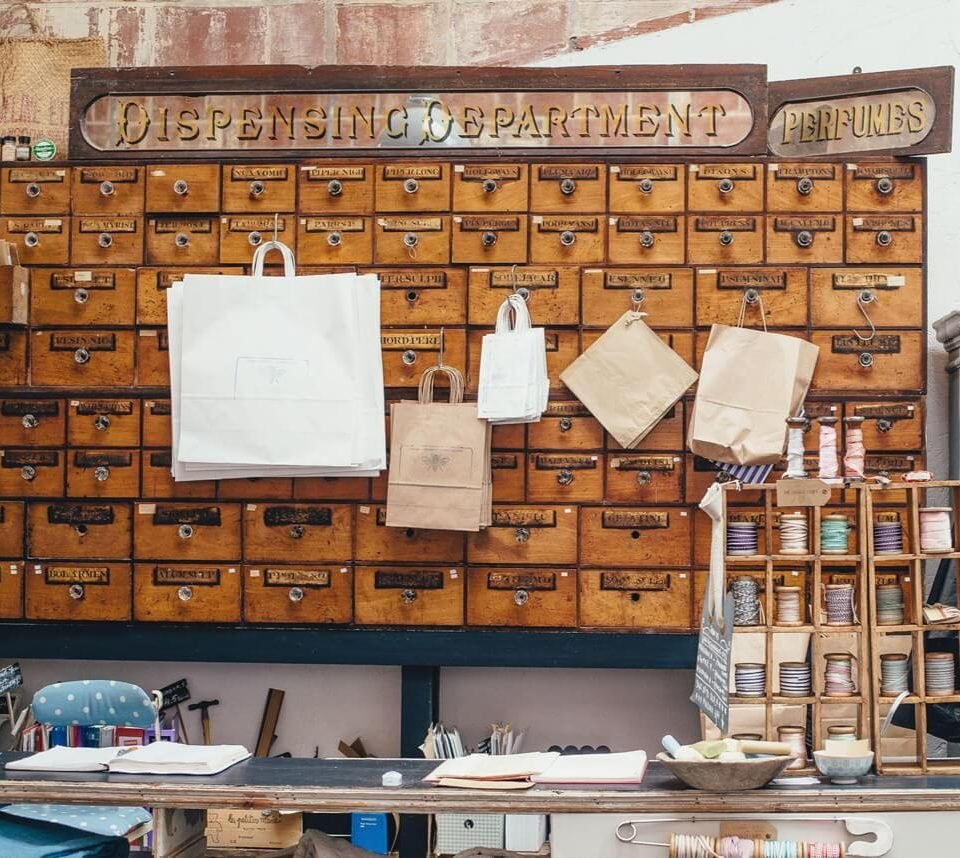 Paper bags_ The Environmental Friendly Way To Shop-1