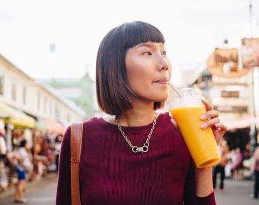 healthy drinks while traveling
