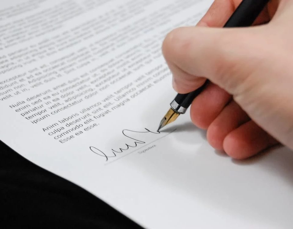 Craft the Ideal Lawyer-Drafted Contract