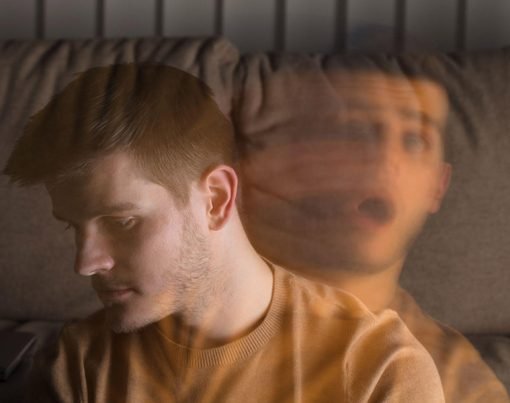 10 Signs of Teenage Bipolar Disorder