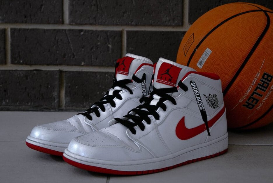 A Closer Look at the Legendary Jordan 1-1