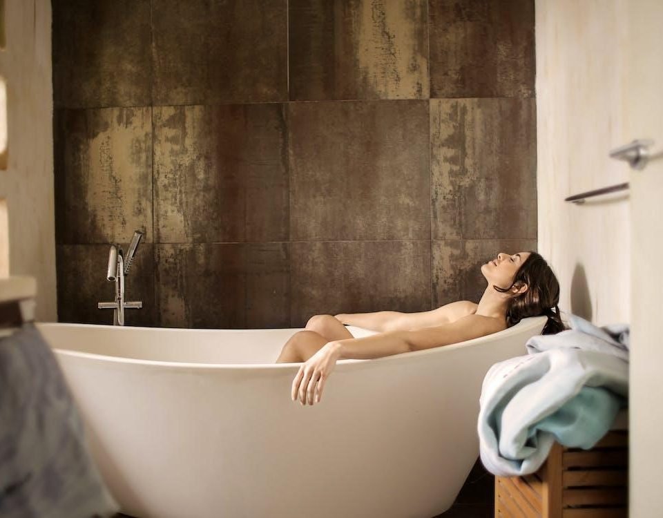 How to Keep Your Skin Looking Radiant