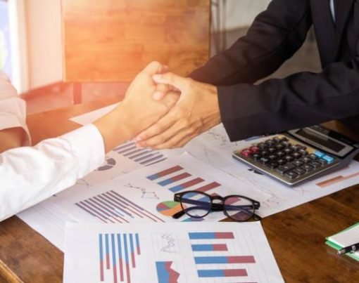 The Benefits of Stakeholder Relationship Management Software Over CRM