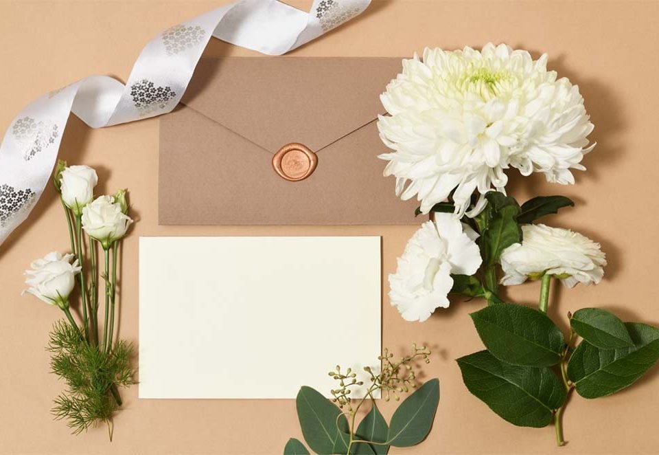 decorate a wedding invitation