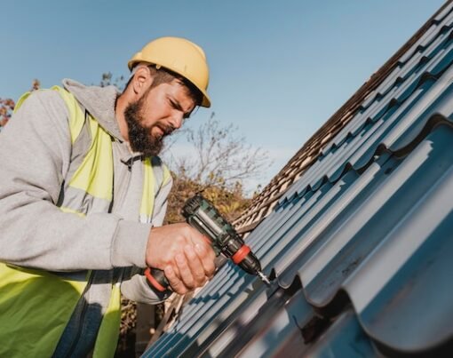 How to Handle an Unexpected Roof Repair