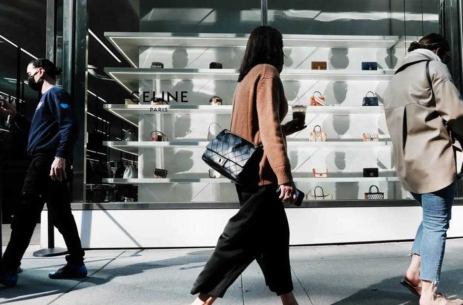 Right Luxury Fashion Brand