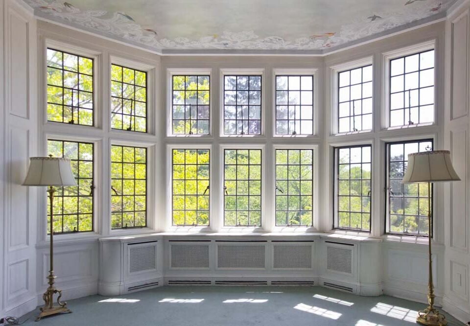 The Pros and Cons of Different Types of Bay Windows for Your Home