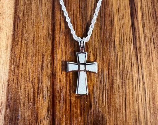 Timeless Elegance of the Cross Necklace