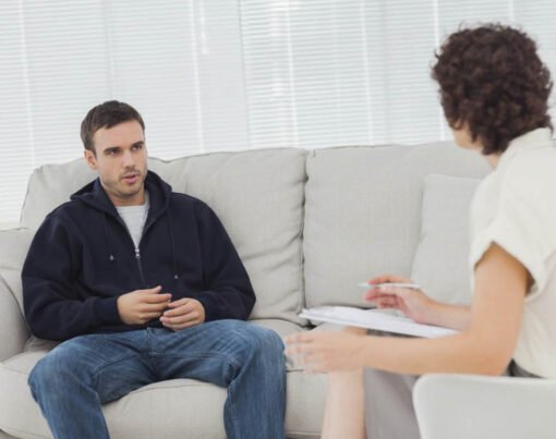 Alcoholics Should Consider Therapy