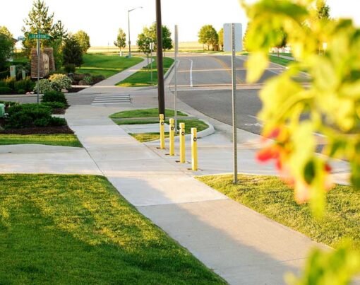 Collapsible Bollards in Shared Spaces