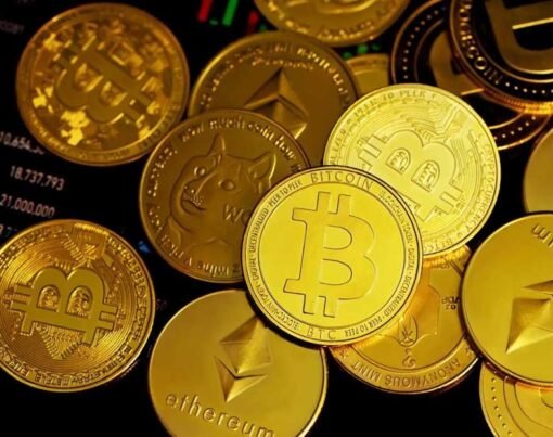 Bitcoin's Deflationary Structure