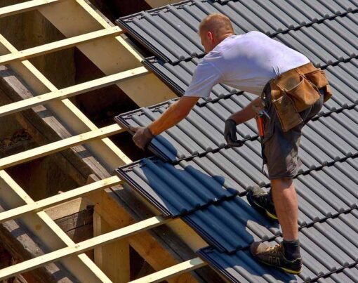 The Importance of Hiring Licensed and Insured Roofing Experts