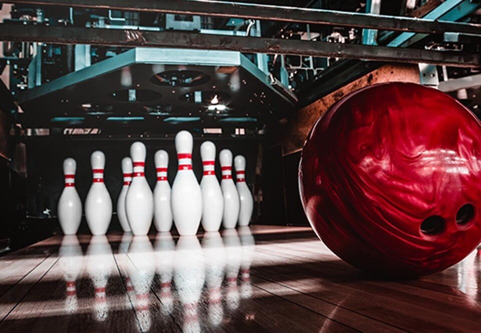 Choosing the Perfect Bowling Jacket