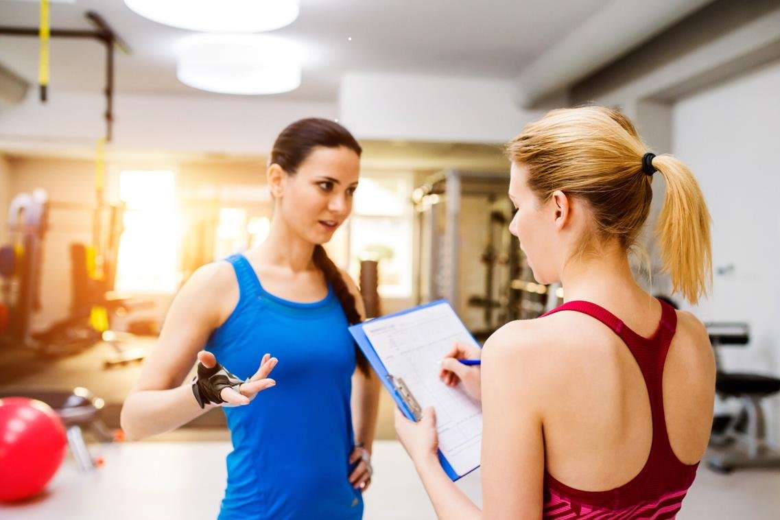 Comparing Responsibilities of a Fitness Coach vs Personal Trainer Xivents