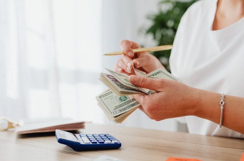 How Tracking Expenses Can Improve Financial Health