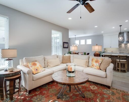 The Benefits of Investing in a Modular Leather Sofa for Your Home