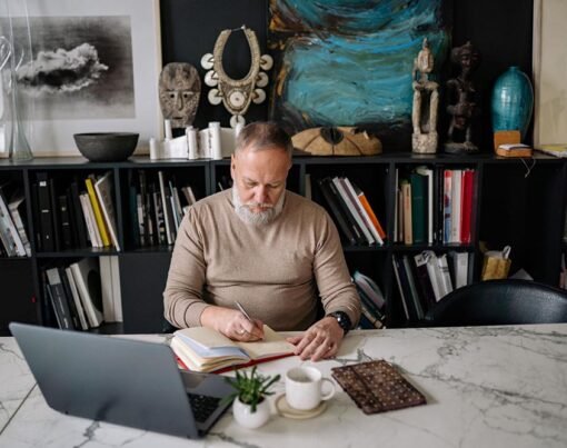 Actions You Need to Quit Today for a Personal Life Makeover